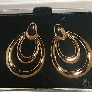 AVON DOUBLE LOOP DOORKNOCKER CLIP EARRINGS ~ NIB